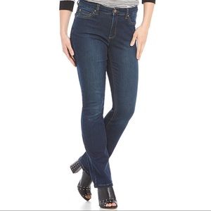 4/$25 Jones New York Jeans High Waisted